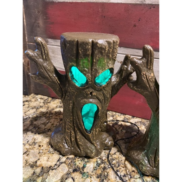 Halloween Spooky Tree 3Pcs LED, with Sound Battery-Operated - Picture 2 of 7